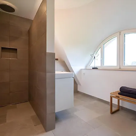 Seegras - Mit Kamin Und Sauna Fuer 8 Personen Pepelow