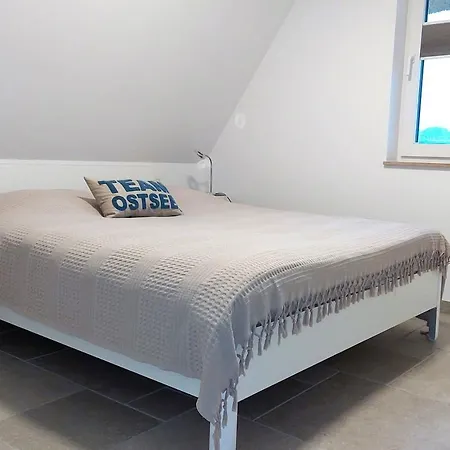 Seegras - Mit Kamin Und Sauna Für 8 Personen Pepelow